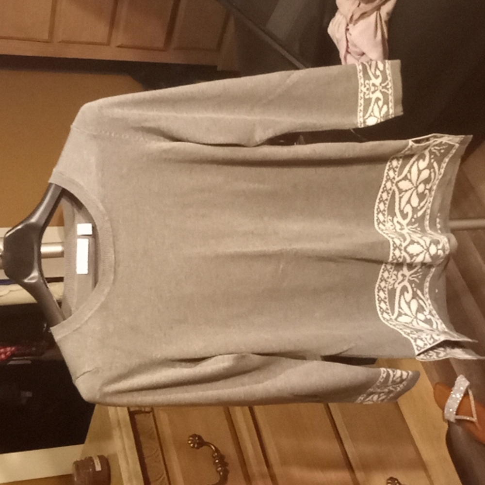 Kim Rodgers sweater
